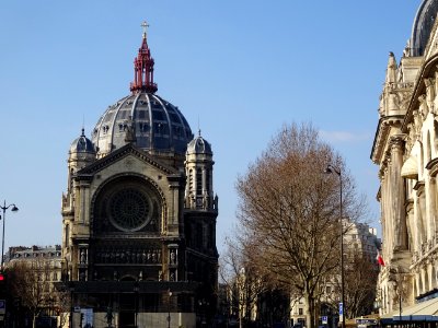 Eglise Saint-Augustin et ses coupoles pseudo byzantines, p… 