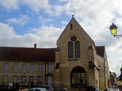 Bâtiment à identifier, sur la place Notre-Dame, Senlis, Oi… 