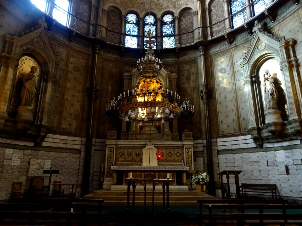 Chapelle de la Vierge, à l'intérieur de l'église Saint Aug… 