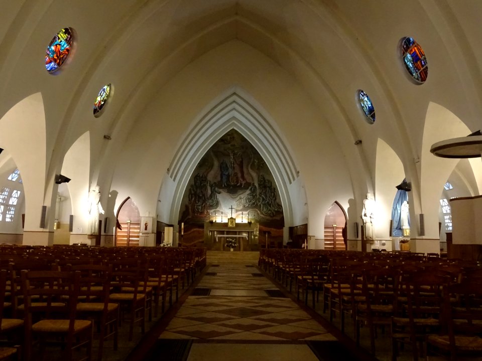 Nef, église Saint-Antoine-de-Padoue, 52 boulevard Lefebvre… 