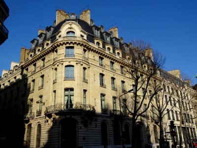 Immeuble à l'angle du boulevard Haussmann et de la rue d'A… 