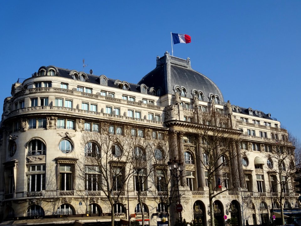 Cercle national des armées de terre, de mer et de l'air, 8… 