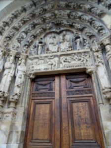 Grand portail central, cathédrale Notre-Dame de Senlis, Oi… 