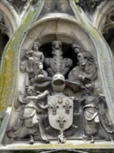 Sculptiures sur la façade sud, cathédrale Notre-Dame de Se… 