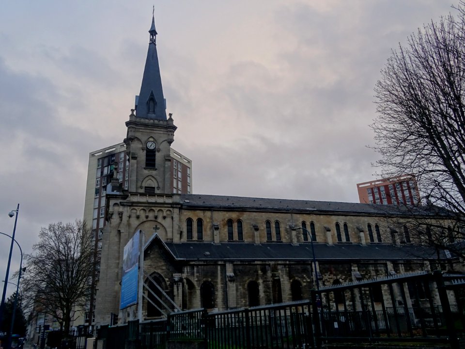 Eglise Saint Marthe des Quatre Chemins, avenue Jean Jaurès… 