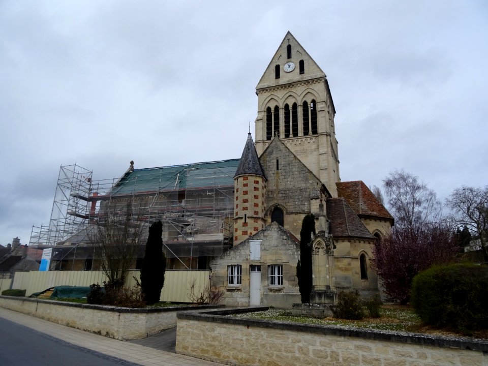 Eglise de la Sainte-Trinité, en cours de réfection, Choisy… 
