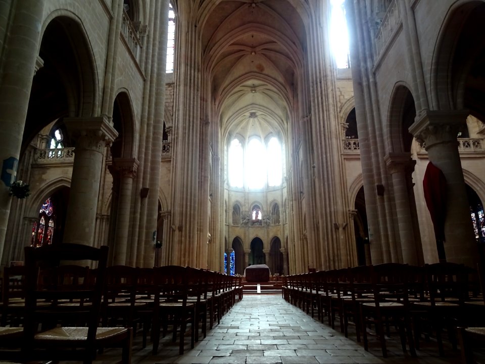 Nef, cathédrale Notre-Dame de Senlis, Oise 