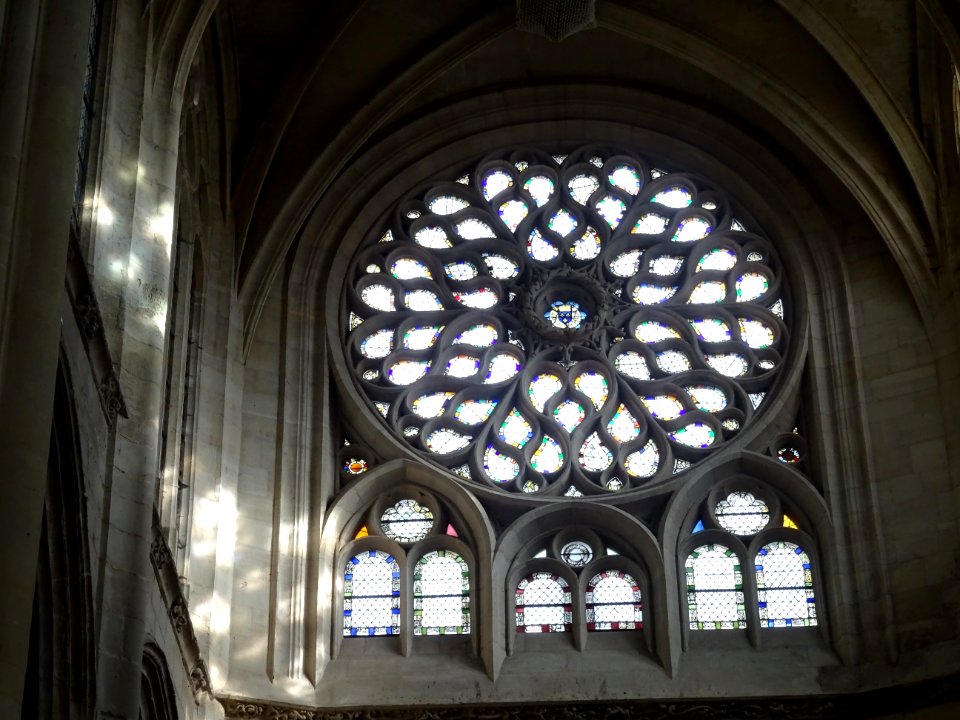 Rosace, cathédrale Notre-Dame de Senlis, Oise 