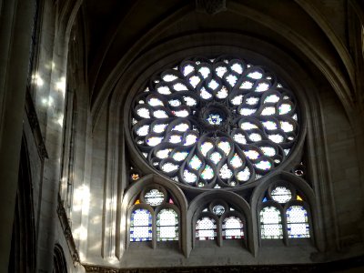 Rosace, cathédrale Notre-Dame de Senlis, Oise 