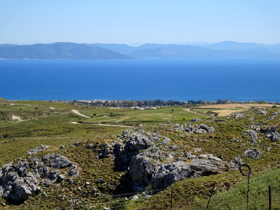 Vue sur la côte Est de l'île de Kos, la mer et la Turquie 