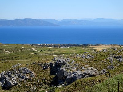 Vue sur la côte Est de l'île de Kos, la mer et la Turquie 