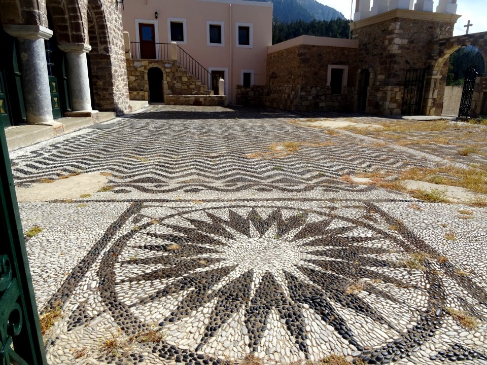 Pavement, de l'église d'Asomaton Taxiarchon, l'église des … 