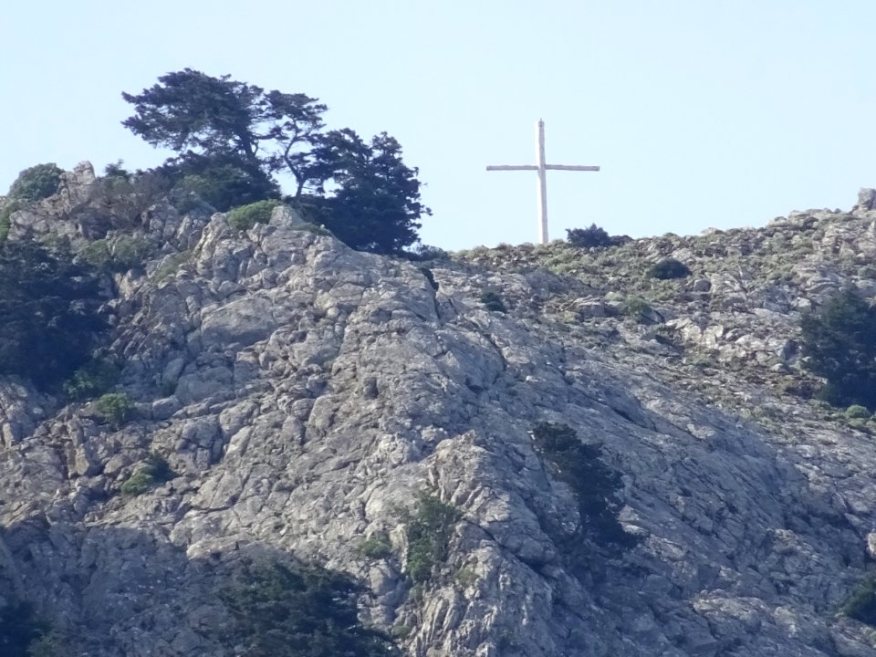 Croix non loin du sommet du Mont Dikeos ou Dikaios, sommet… 
