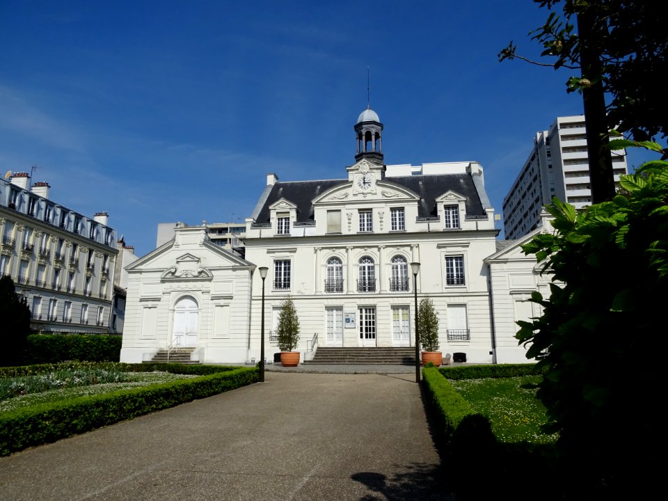 Conservatoire de musique, danse et théâtre, 50 boulevard H… 