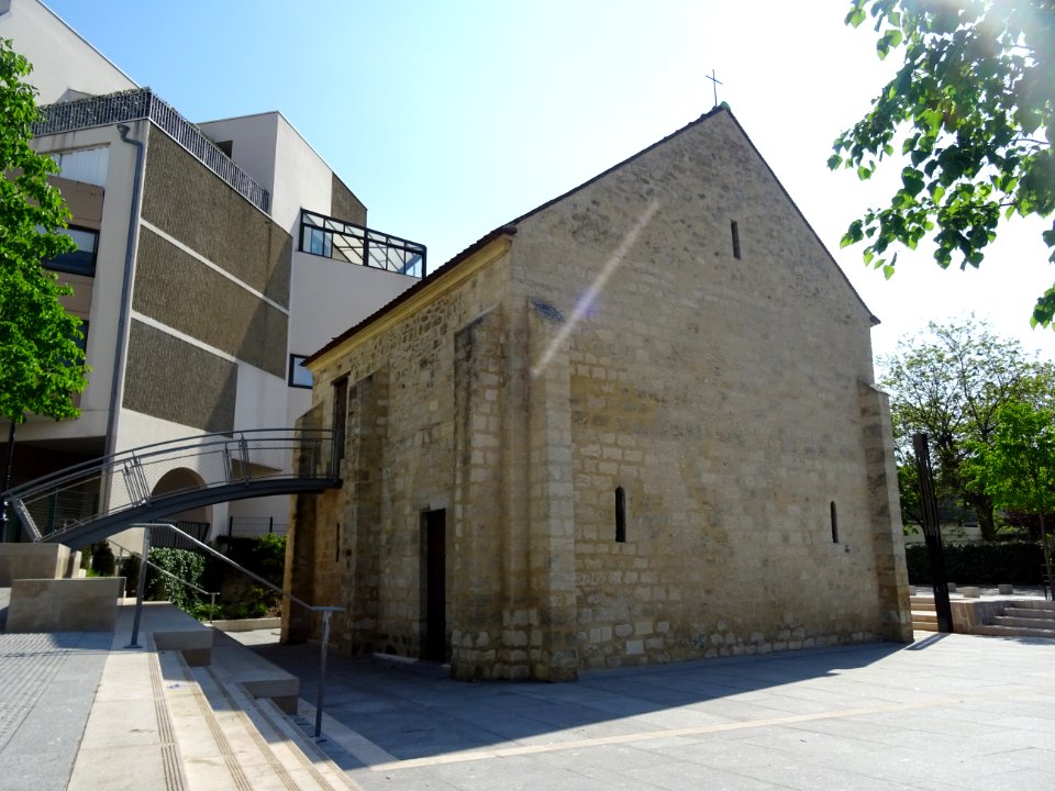 Chapelle Saint Jean, de style roman et construite en 1003,… 