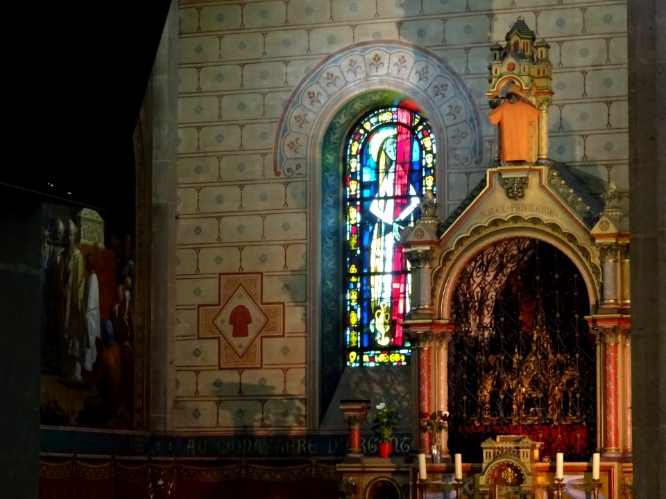 Chapelle de la Ste Tunique, à l'intérieur de la basilique … 