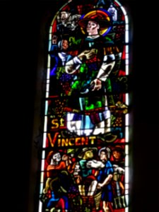 Vitrail, intérieur de la basilique Saint-Denys, Argenteuil… 
