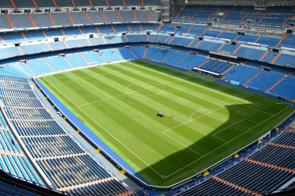 Merengues green field
