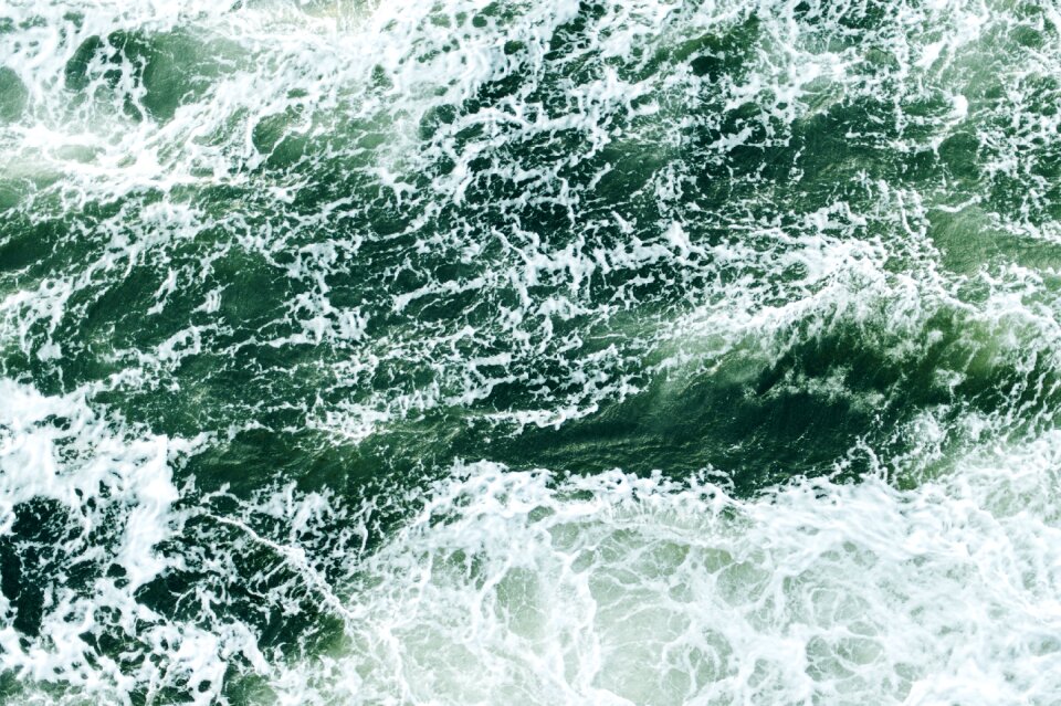 Sea water cliff