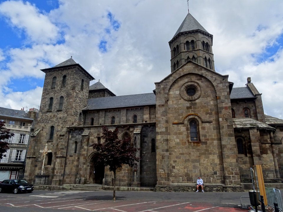 Basilique Notre-Dame-des-Miracles, Mauriac, Cantal 