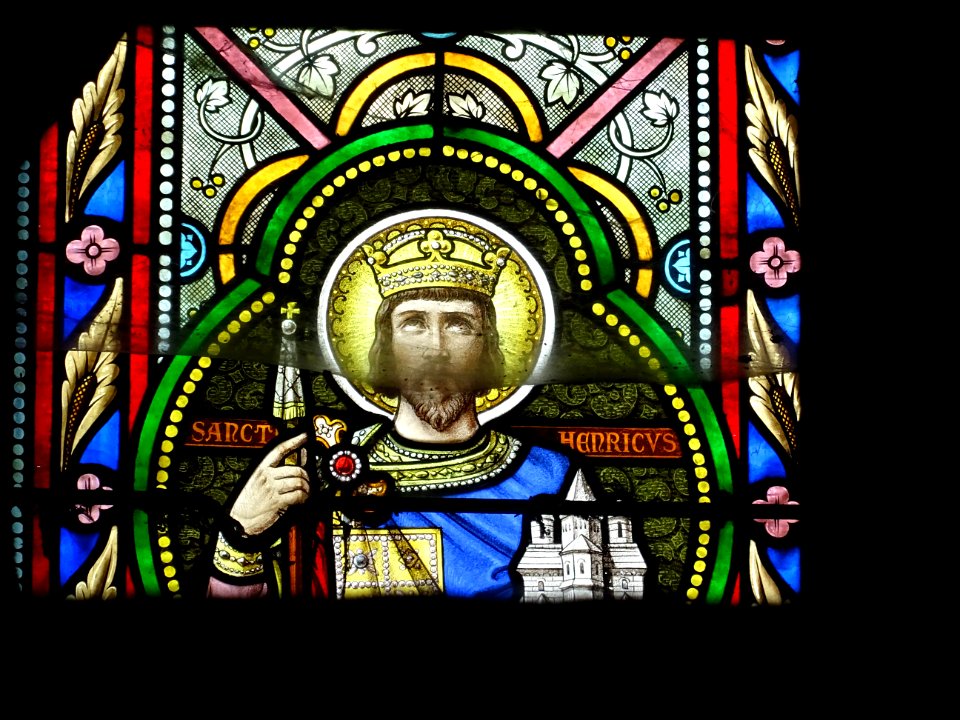 Vitrail et toile d'araignée, église St-Laurent, Le Vigean,… 
