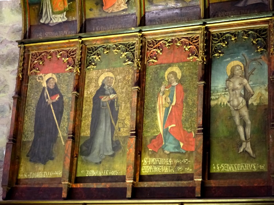 Stalles et magnifiques peintures, église de St-Chamand, Ca… 