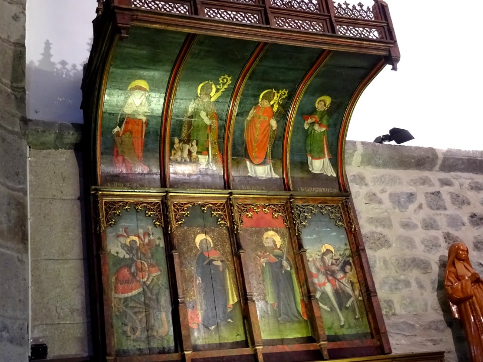 Stalles et magnifiques peintures, église de St-Chamand, Ca… 