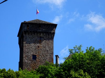 Tour carrée du Château médiéval de Pesteils, Polminhac, Ca… 
