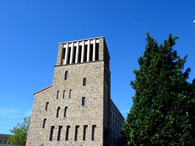 Eglise Saint-Joseph-Ouvrier, à Aurillac, Cantal 