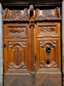 Porte ancienne, centre-ville d'Aurillac, Cantal 