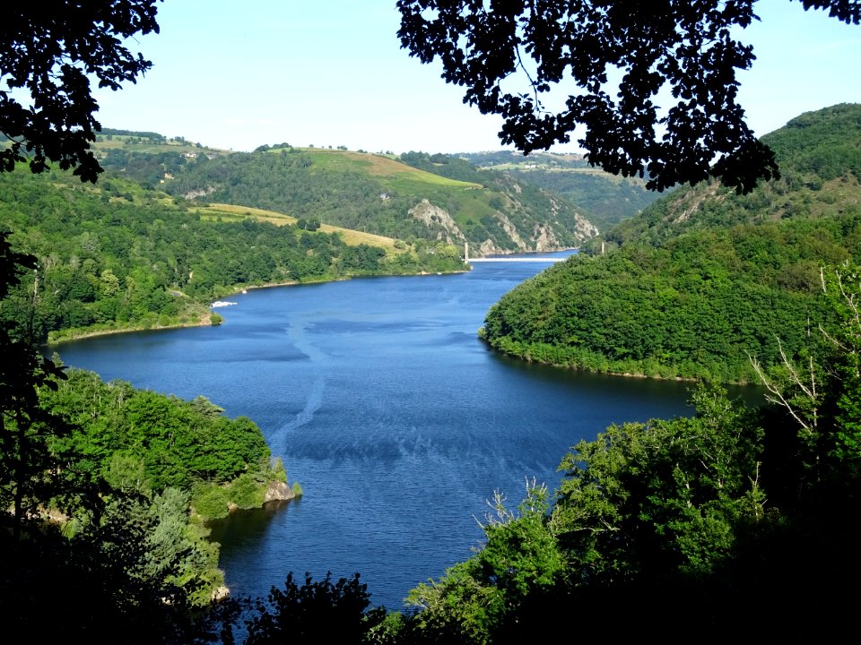 La Truyère entre Pierrefort et Lieutadès, Cantal 