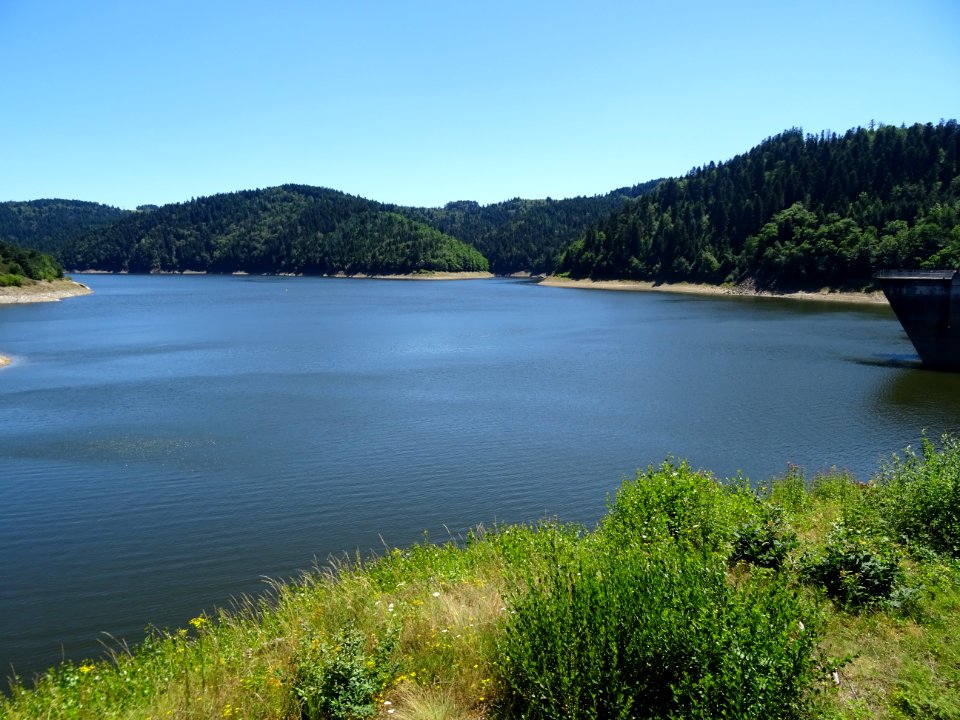 Lac du Barrage du Grandval, Cantal 