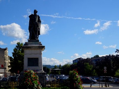 Statue du général de division : Joseph Alexis Delzons, Aur… 