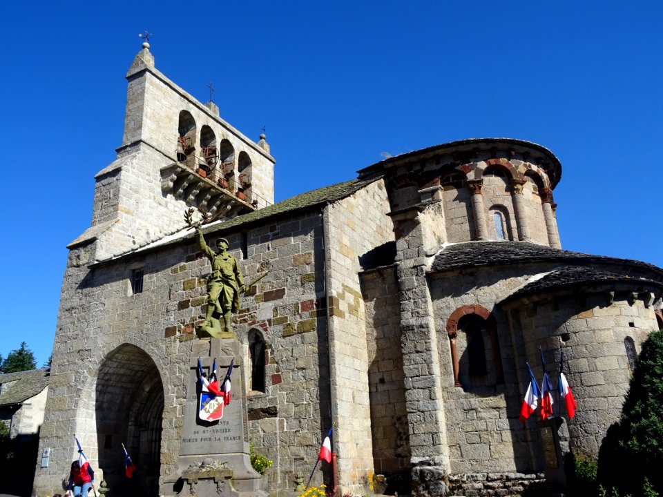Eglise Saint-Pierre-et-Saint-Michel, St Urcize, Cantal 