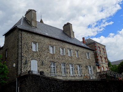 L'hôtel d'Orcet cosntruit au XVIIIème siècle, actuelle sou… 