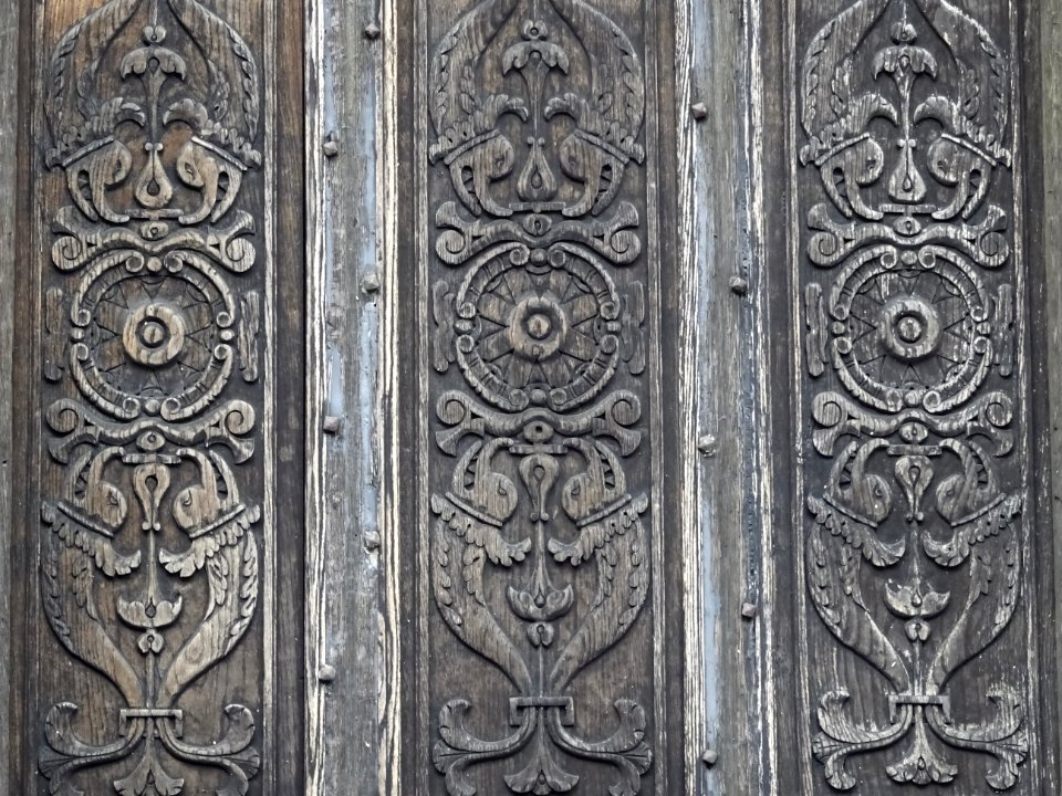 Panneaux de bois sculptés, basilique Notre-Dame-des-Miracl… 