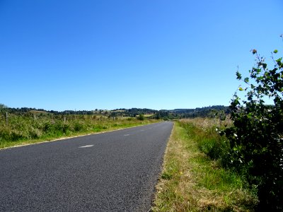 La petite D12 file vers la Lozère 