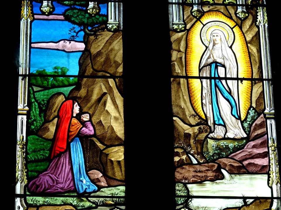 Vitrail, église St-Laurent, Le Vigean, Cantal 