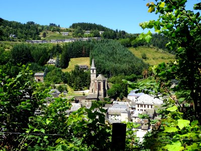 Eglise Saint-Martin - Saint-Blaise et la ville de Chaudes-… 