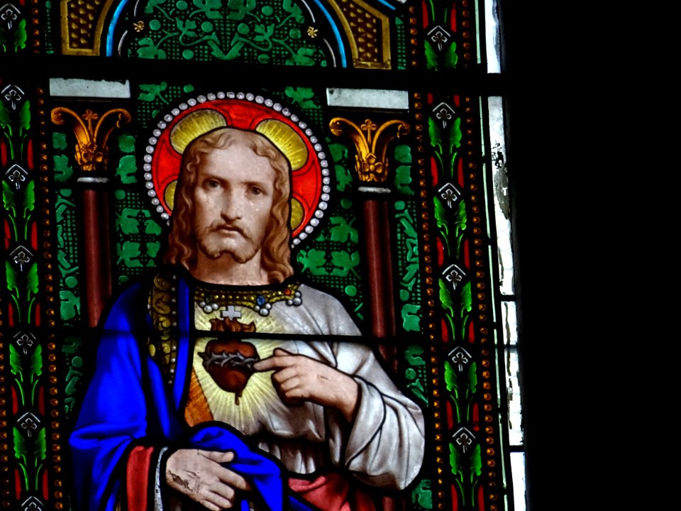 Vitrail, église Saint-Cassien, Tavernes, Var 