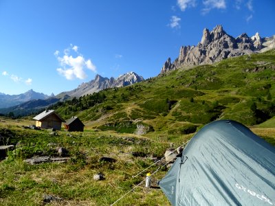 Deux chalets du berger et les Roches de Crépin 