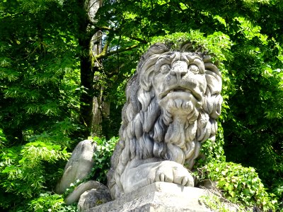 Lion sculpté, château de Montmort, Montmort-Lucy, Marne 