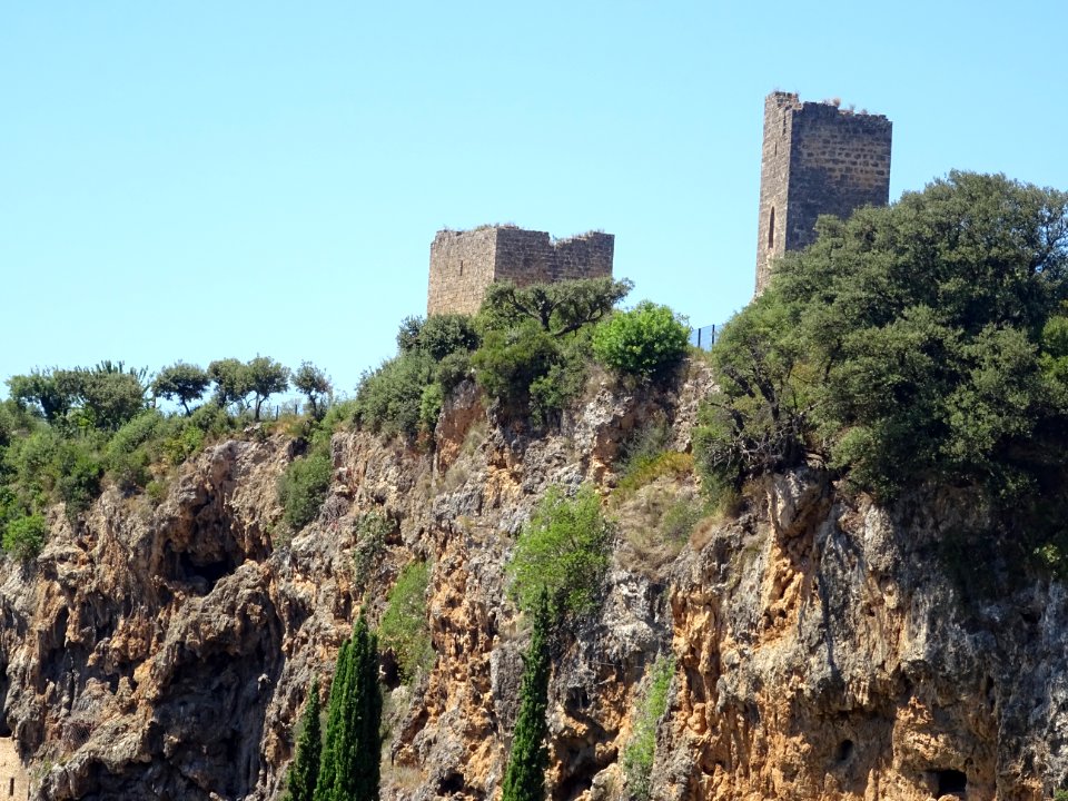 Les deux tours, Cotignac, Var 