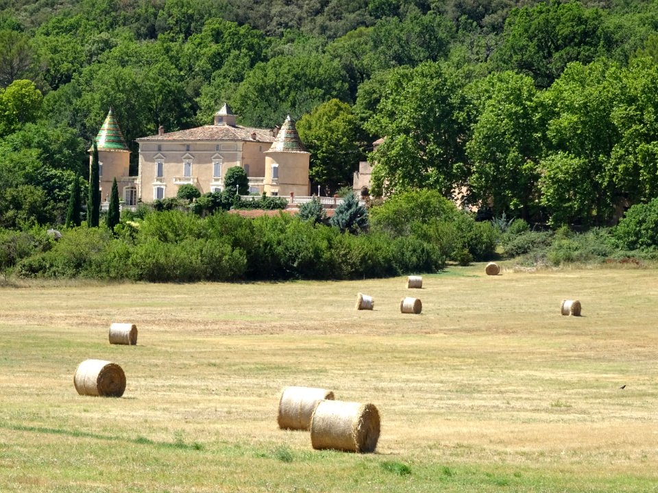 Château de l'Eouvière, Montmeyan, Var 