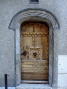 Porte ancienne, Moustiers-Sainte-Marie, Alpes-de-Haute-Pro… 