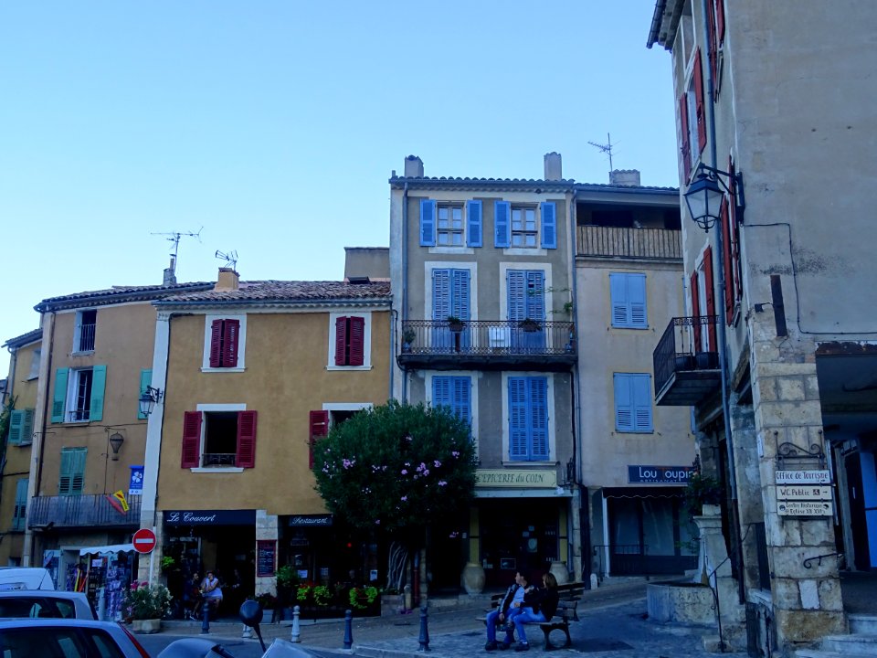 Moustiers-Ste-Marie, Alpes-de-Haute-Provence 