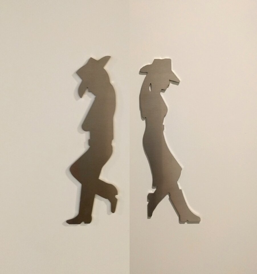 Woman hat outline