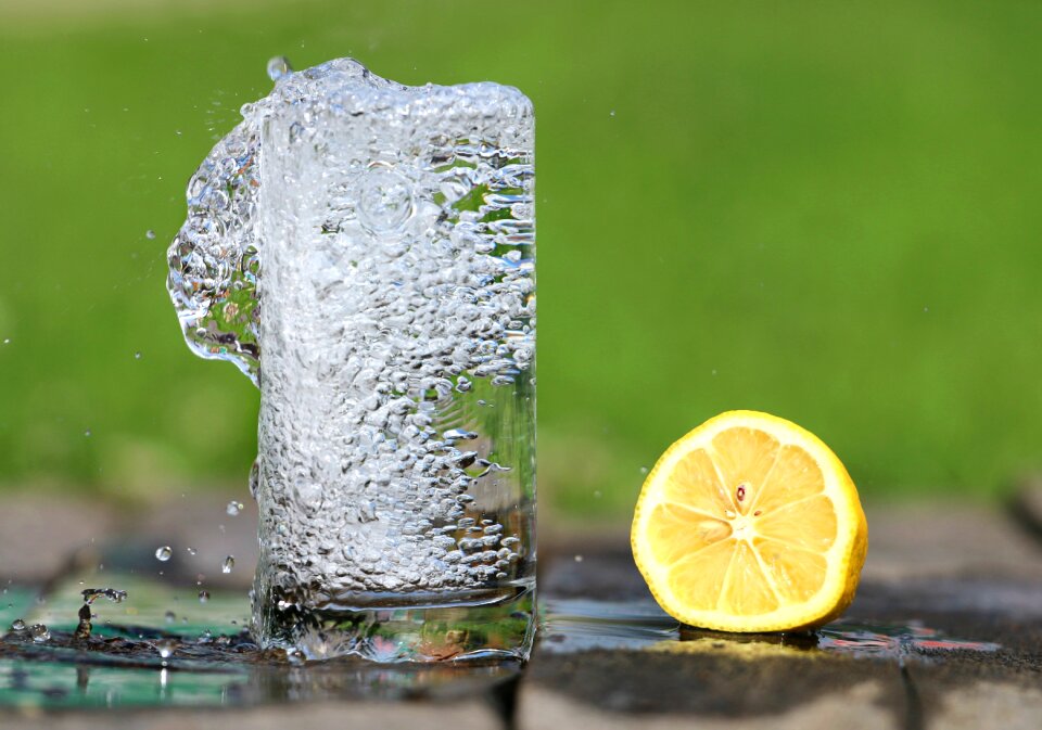Drink lemon the thirst