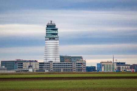 Flying tower control tower