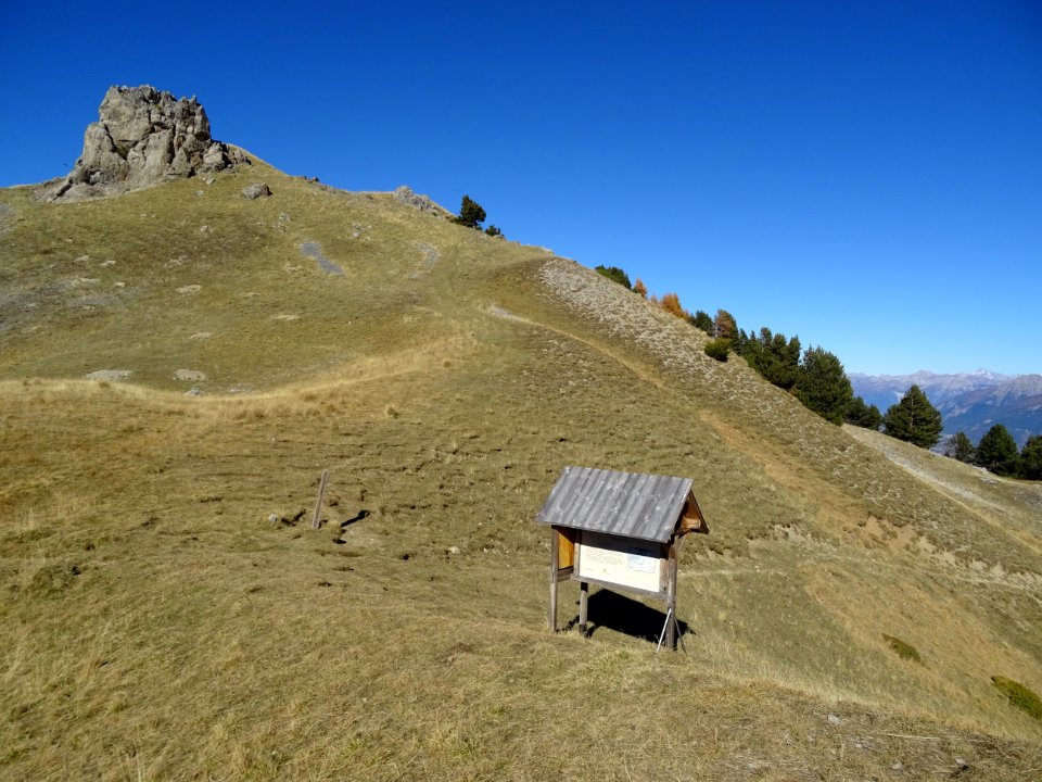 Col de la Rousse et petite pointe sans nom (2199m) 